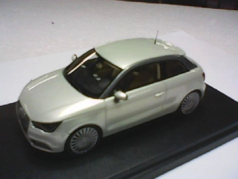 Audi A1 E-Tron Miniature 1/43 - Modèle Détails Précis