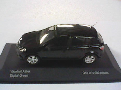 OPEL ASTRA NOIR VERT