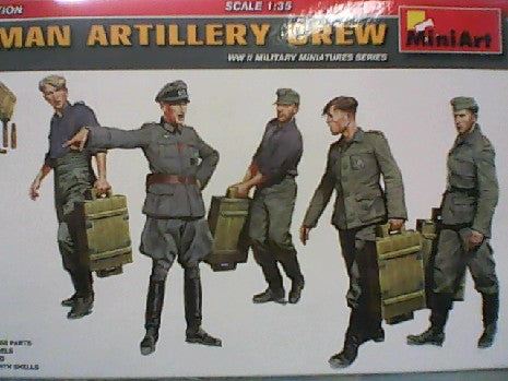 EQUIPE D ARTILLEURS ARMEE ALLEMANDE CAISSES ET MINITIONS 1/35