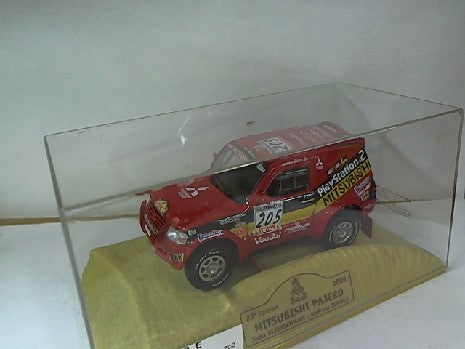 Mitsubishi Pajero 2001 - Miniature Jutta Kleinschmidt Paris Dakar N205