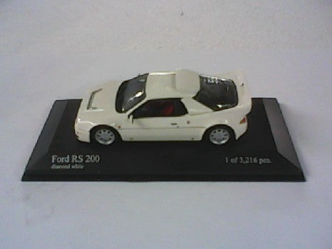 FORD RS 200