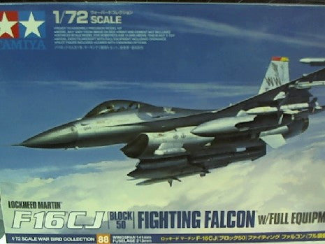 F-16CJ + CHARGES EXTERNES Ech 1/72