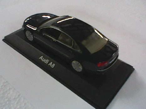 AUDI A8 BLEU 1/43