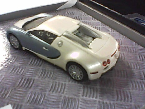 BUGATTI VEYRON 2009 1/43