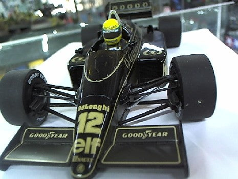 LOTUS RENAULT 98T SENA  1986