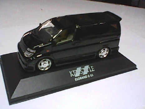 FABULOUS MRC ESTIMA BLANC 1/43