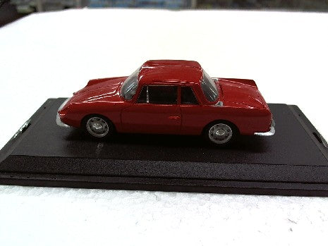 ALPINE RENAULT GT4 2+2 ROUGE 1/43 - Modèle Miniature Précis et Élégant