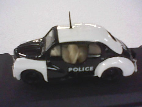 4CV POLICE PARISIENNE 1/43