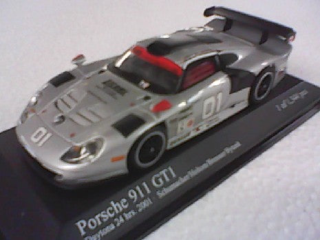 PORSCHE 911 GT1 DAY.