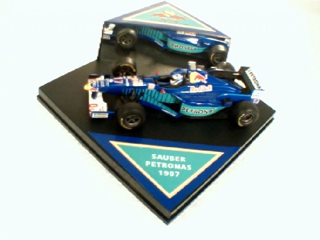 SAUBER PETRONAS C16 RED BULL LARINI 97 1/43