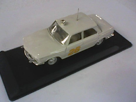 BMW 2000 RALLYE 1967 1/43 BLANCHE