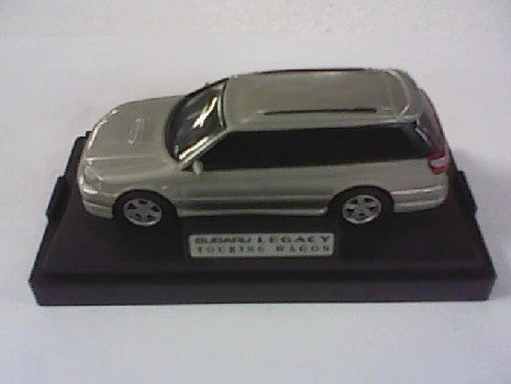 Maquette Subaru Legacy Wagon 1/43 - Détails Réalistes pour Passionnés