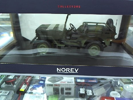 JEEP 1942 GREEN 1/18