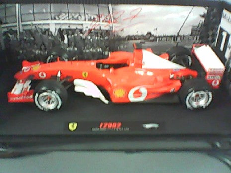 FERRARI F2002 MICHAEL SCHUMACHER 1/18