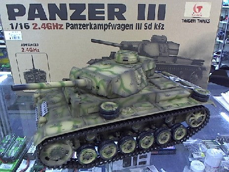 CHAR RC2.4GHZ PANTHER III BRUIT/FUMEE 1/16