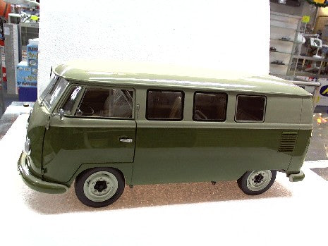 VW BUS 1958 VERT/GRIS