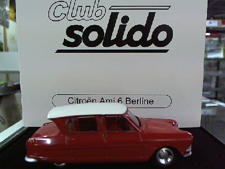 CITROEN AMI 6 BERLINE 1961 ROUGE