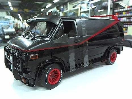 VAN AGENCE TOUS RISQUES 1/18