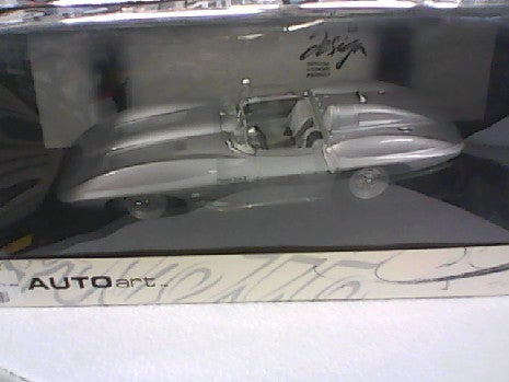 CHEVROLET CORVETTE ARGENT 1/18