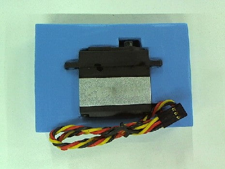 PIGNON METAL SERVO COBRA DIGITAL 9.4KG