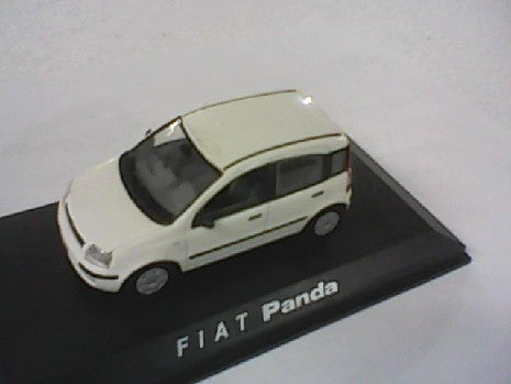 FIAT PANDA BLANCHE  2003 1/43